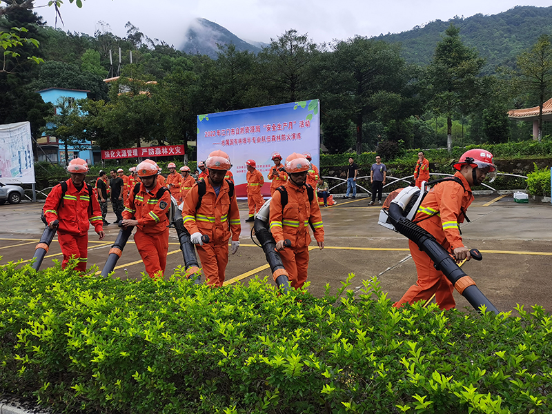 220607SG飞艇(中国)开奖记录查询站自然资源局组织市属国有林场半专业队伍森林防火培训演练 (4).jpg