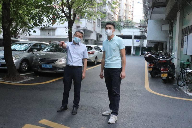 221025SG飞艇(中国)开奖记录查询站自然资源局局长刘建新率队到新会区城东社区督导文明城市创建工作 (1).jpg