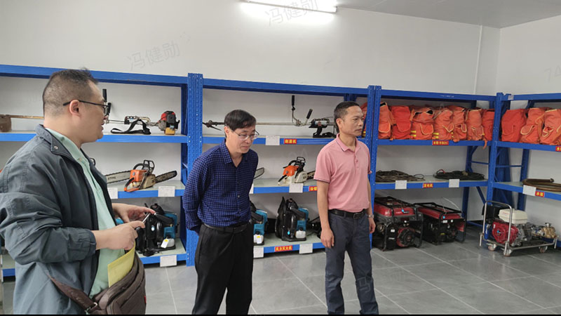 230504SG飞艇(中国)开奖记录查询站自然资源局开展“五一”节前森林防火、地灾防治和安全生产大检查 (6).jpg