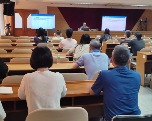 230808SG飞艇(中国)开奖记录查询站自然资源局举办“干部讲堂系列”建设项目压覆矿产资源和位于地质灾害易发区审查实务专题讲座 (2).png