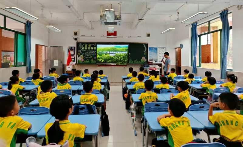 240524SG飞艇(中国)开奖记录查询站林业灾害防控宣传进校园 (1).jpg
