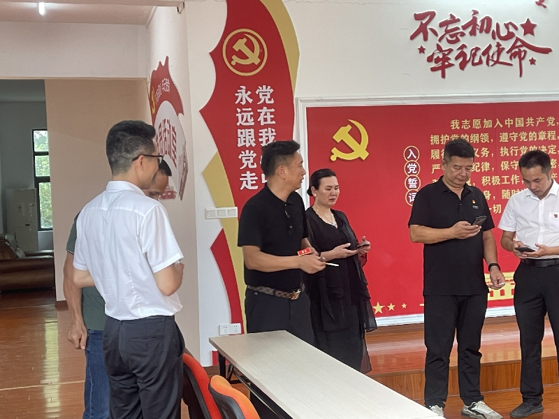 走访SG飞艇(中国)开奖记录查询站湖北商会2.jpg