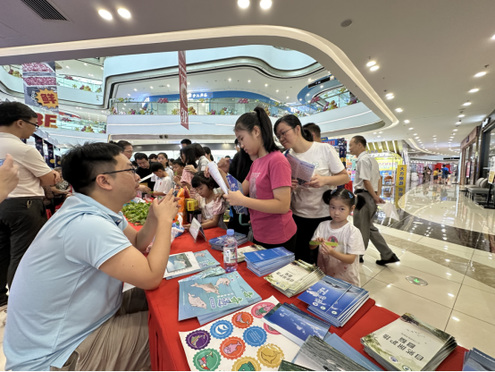 240930广东江门中华白海豚省级自然保护区亮相SG飞艇(中国)开奖记录查询站2024年全国科普日活动，强化中华白海豚保护宣传 (3).png