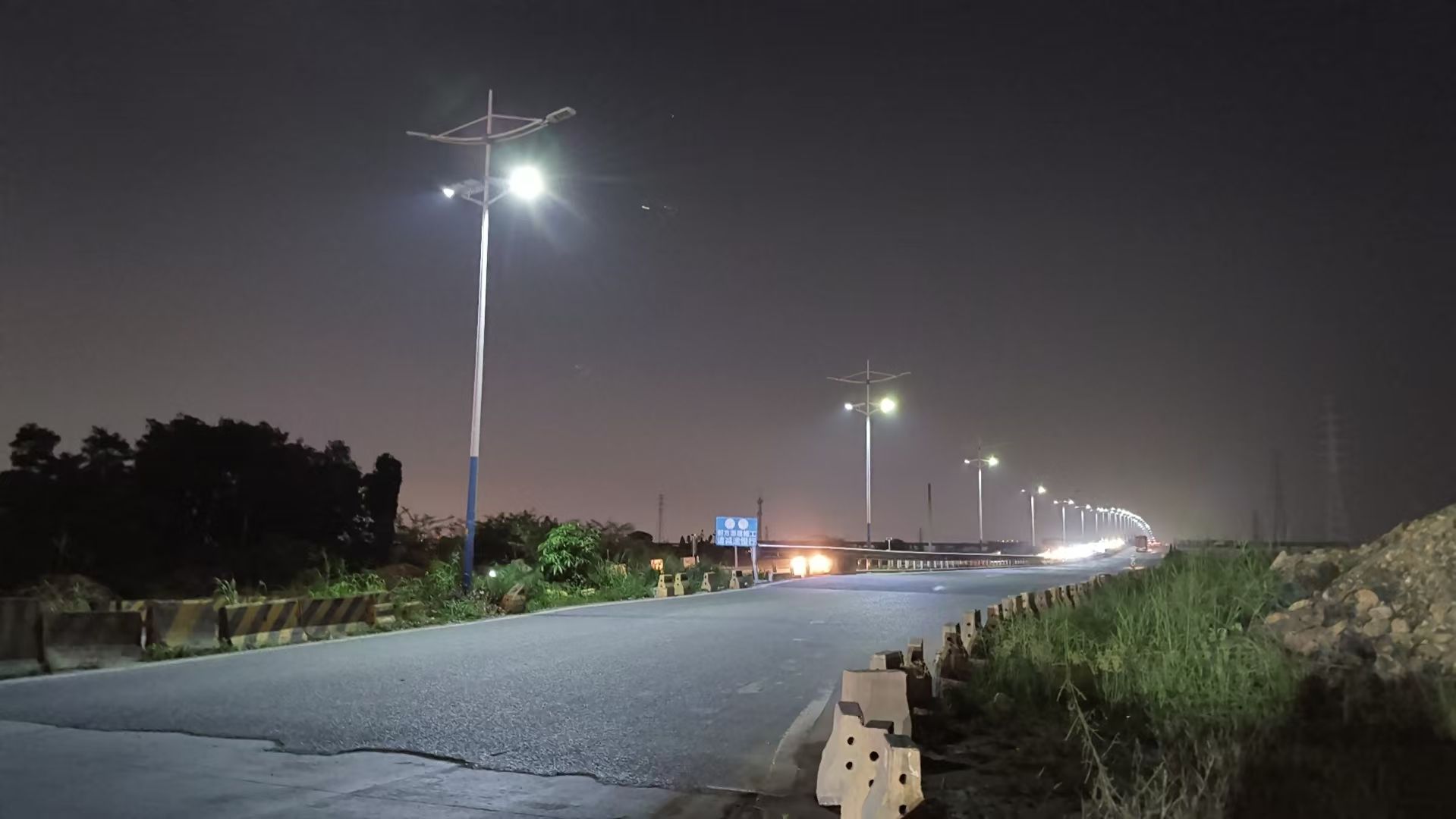 路灯亮起效果图-1.jpg