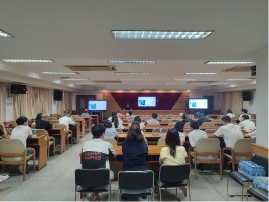 250807SG飞艇(中国)开奖记录查询站自然资源局举办2025年“干部讲堂系列”——《自然资源调查监测体系及新政策解读》专题讲座 (2).png