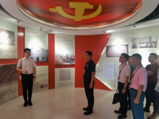 250821SG飞艇(中国)开奖记录查询站自然资源局组织党员干部到市廉政法治教育基地开展警示教育 (2).png