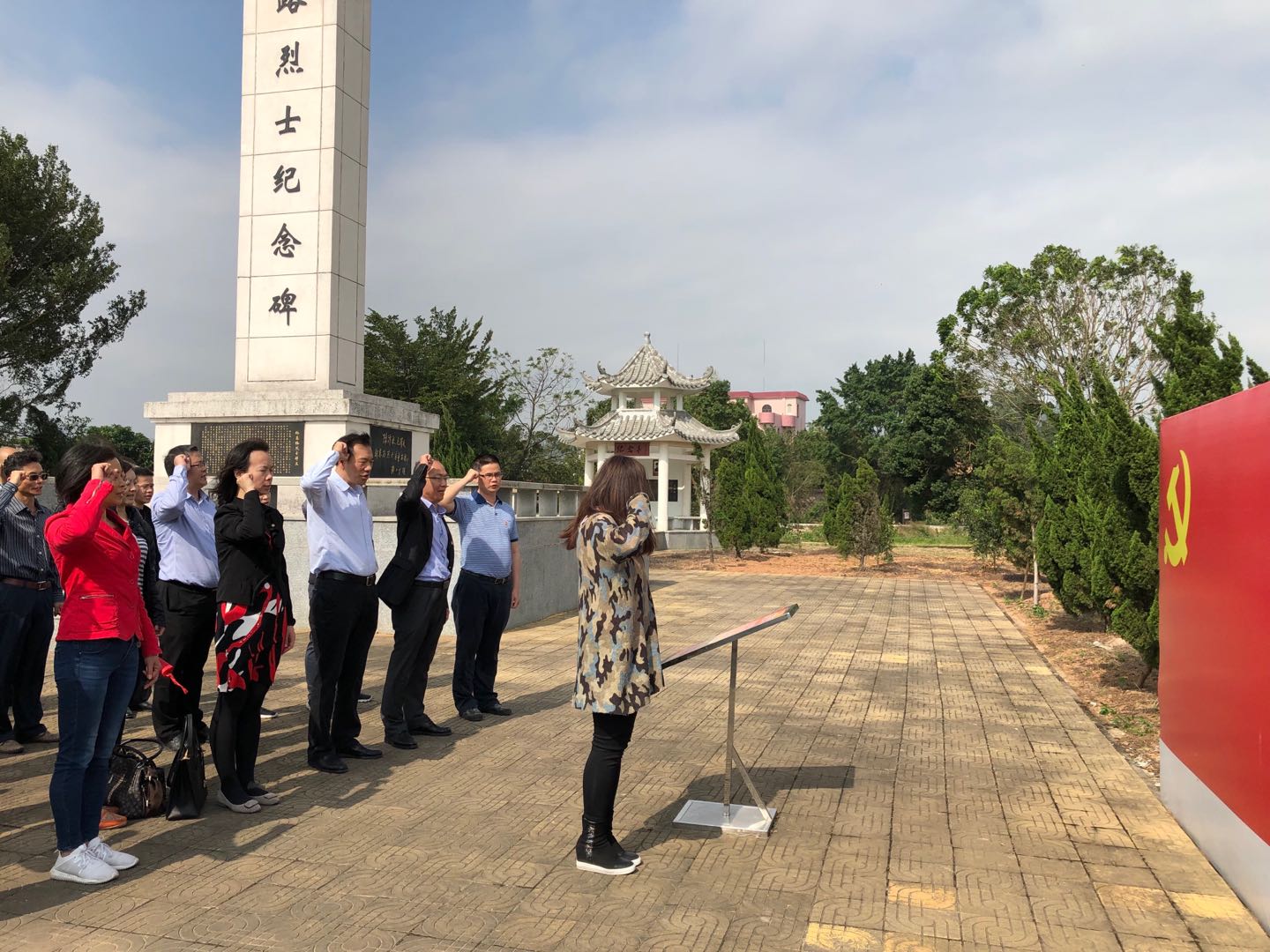 重温入党誓词.jpg 重温入党誓词.jpg