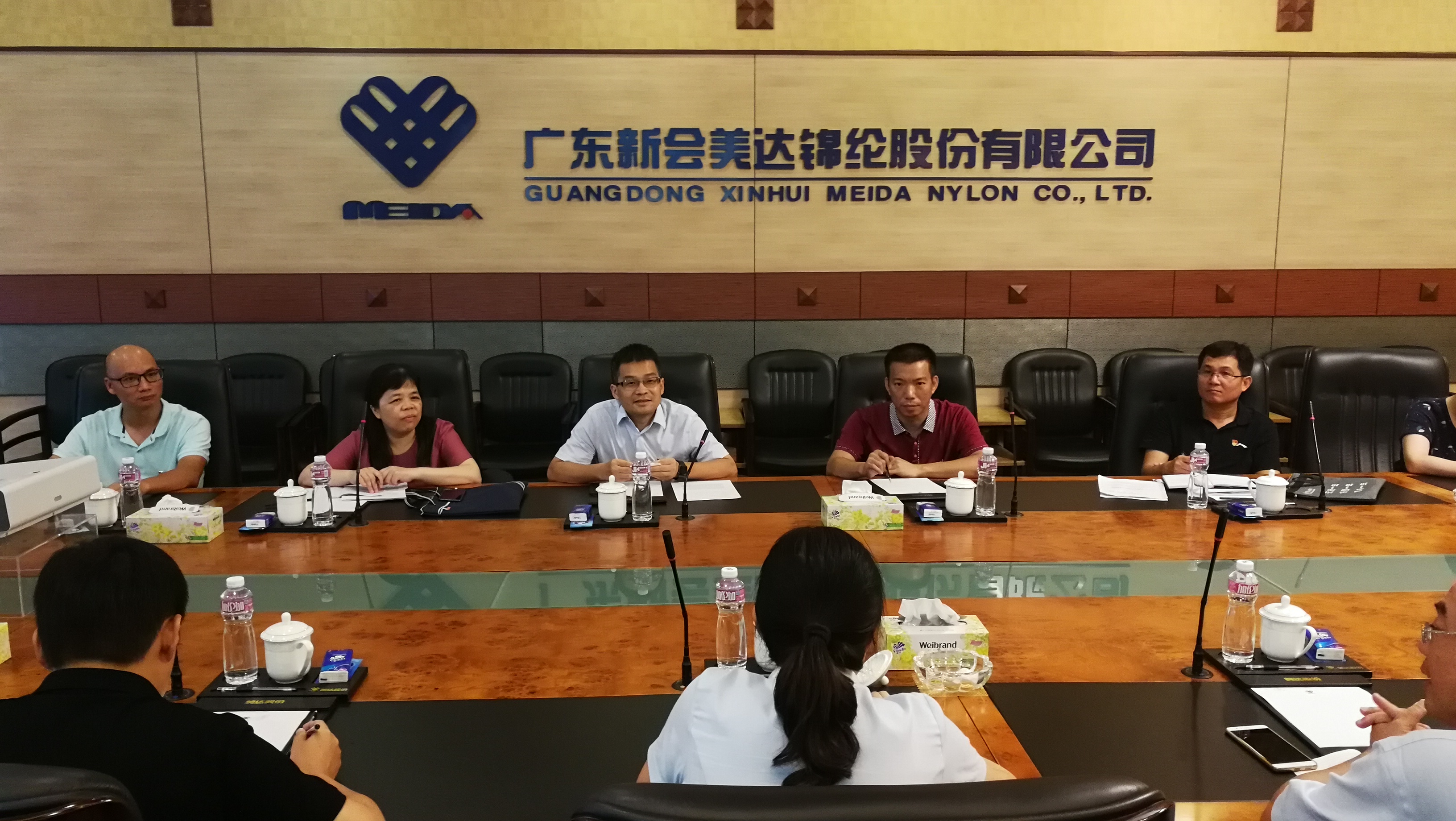 活动图片3.jpg 活动图片3.jpg