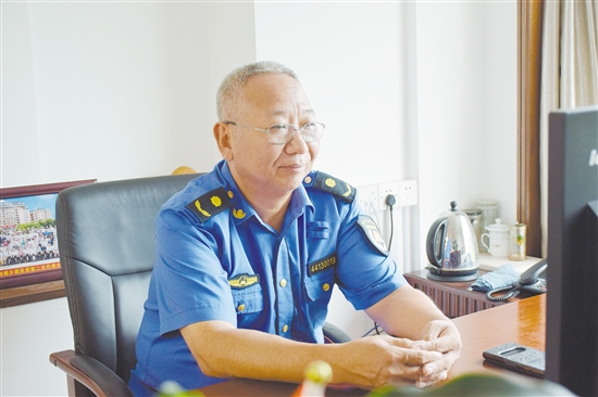 马全新。 马全新。