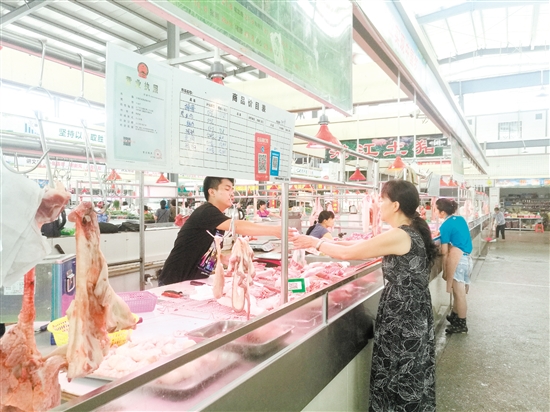 江海区麻三嘉福市场环境良好,群众点赞。郭永乐 江海区麻三嘉福市场环境良好,群众点赞。郭永乐